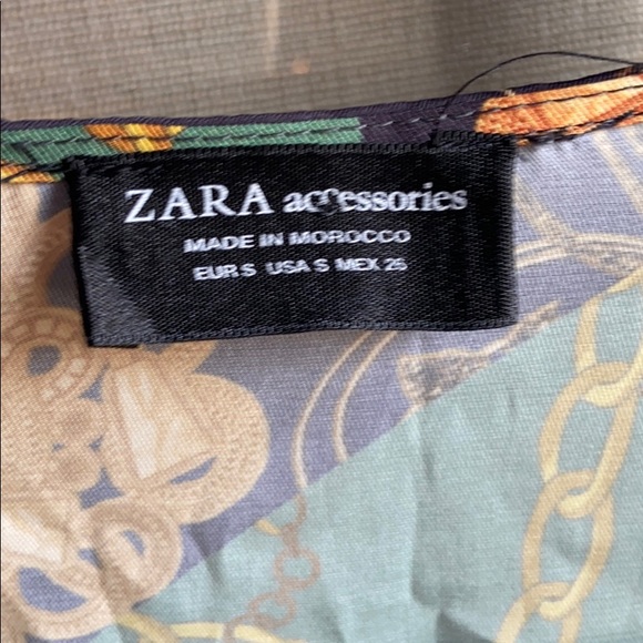 Zara Dress Blouse - Picture 3 of 7